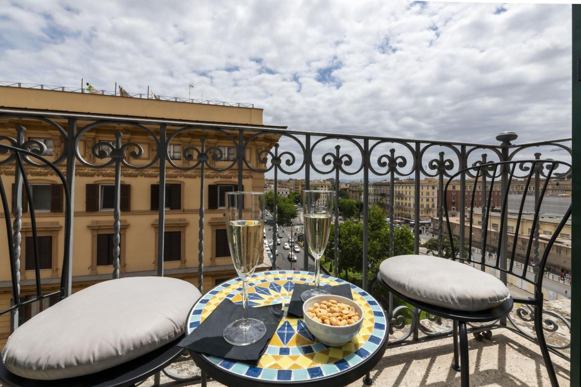 St Peter Twelve Bed & Breakfast Roma Eksteriør bilde